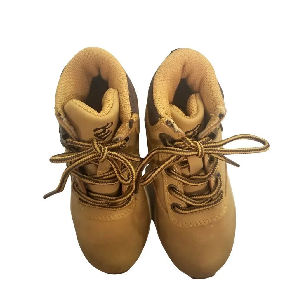 RU RocaWear Boys Ronny Faux Leather Boots Size 9